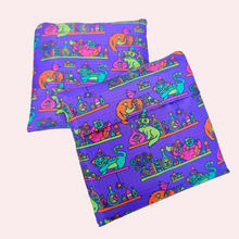 Load image into Gallery viewer, Apothecary Kitty Reusable Tote
