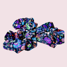 Load image into Gallery viewer, Dia De Los Muertos Kitty Scrunchie
