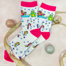 Load image into Gallery viewer, Winter Kitty Socks
